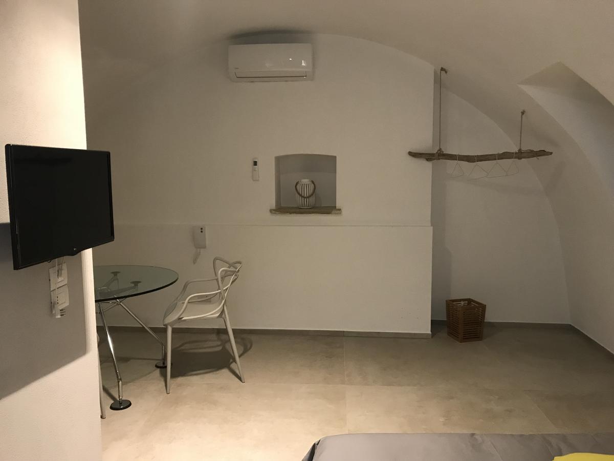 Borgorosa Dimora In Puglia Hotel Andria Bagian luar foto